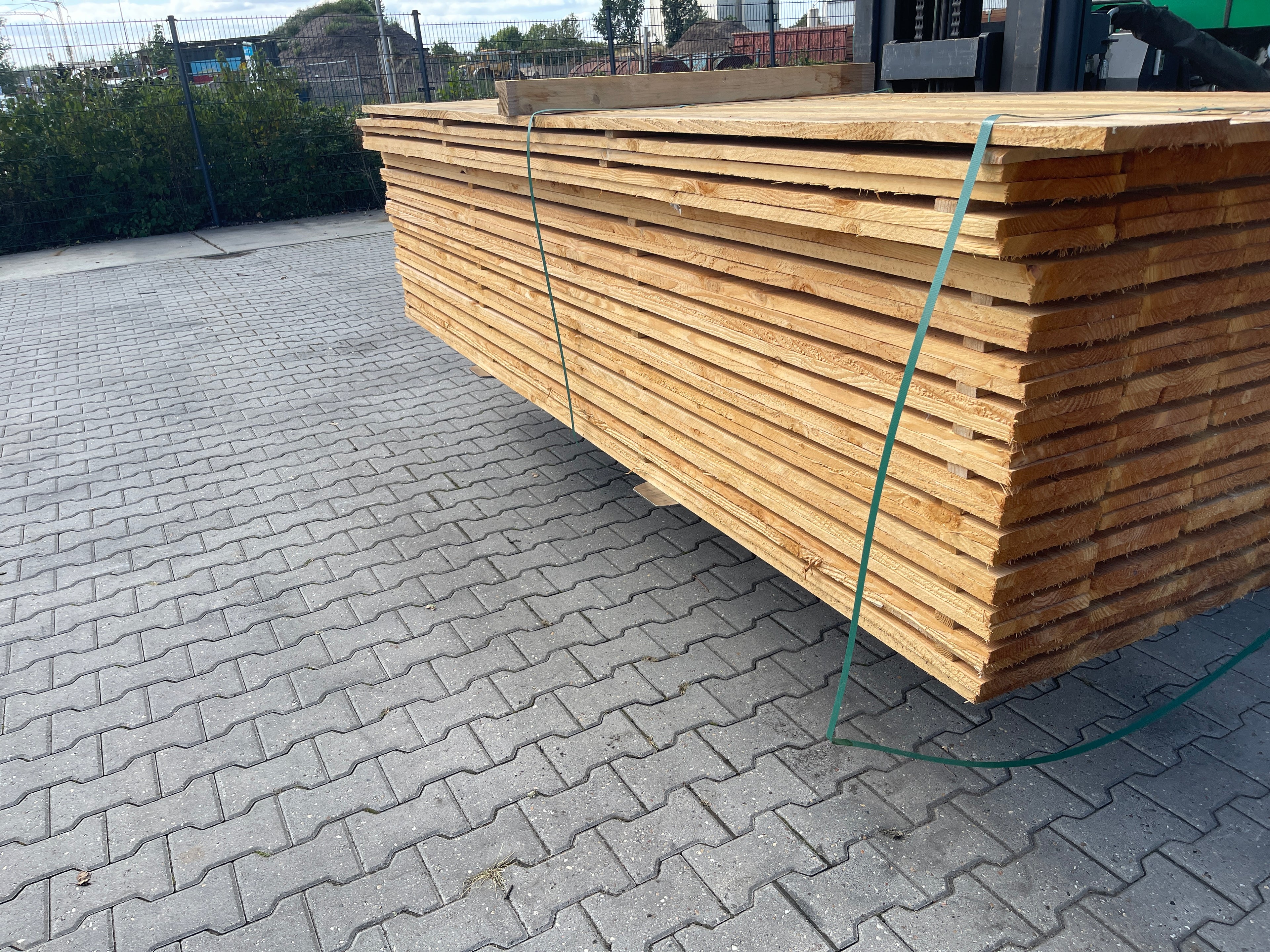 Douglas Planken Fijnbezaagd 22x200mm - Lengte 300cm, 135 stuks