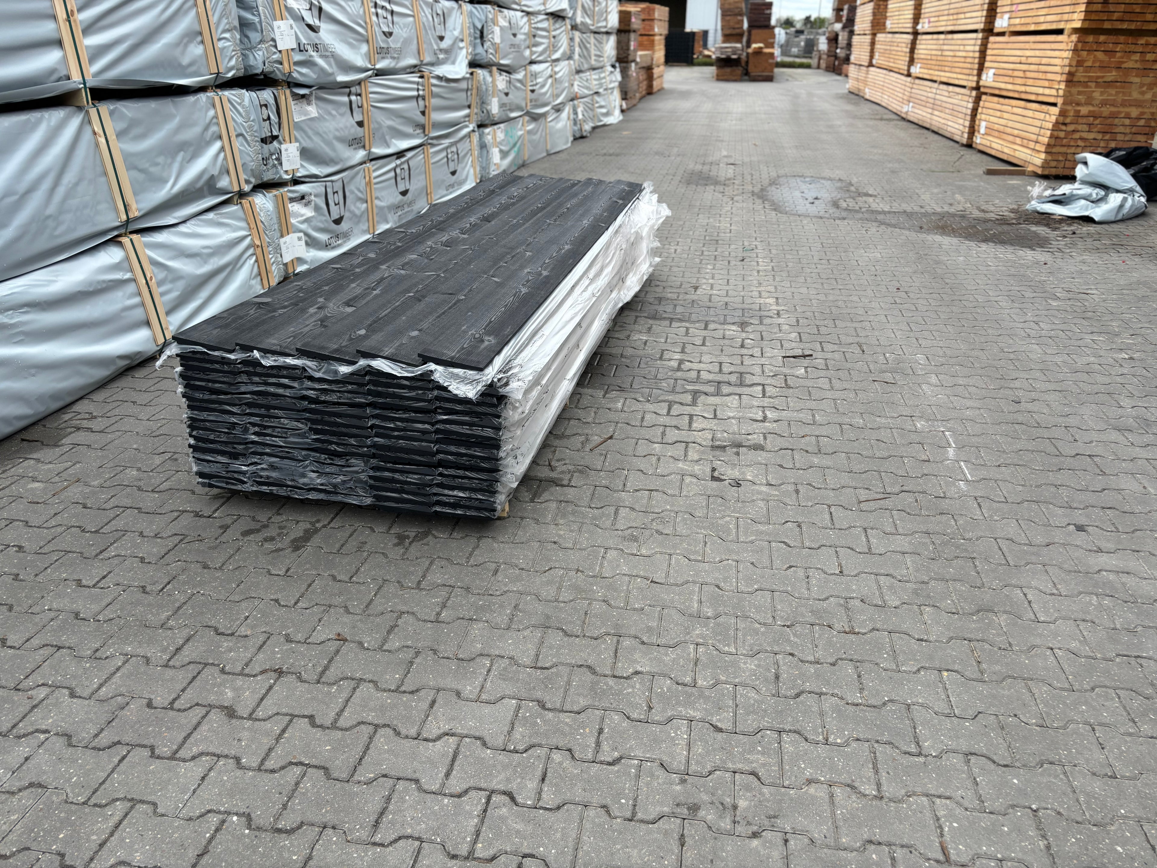 Zweeds Rabat Zwart Gecoat 8-23x195mm